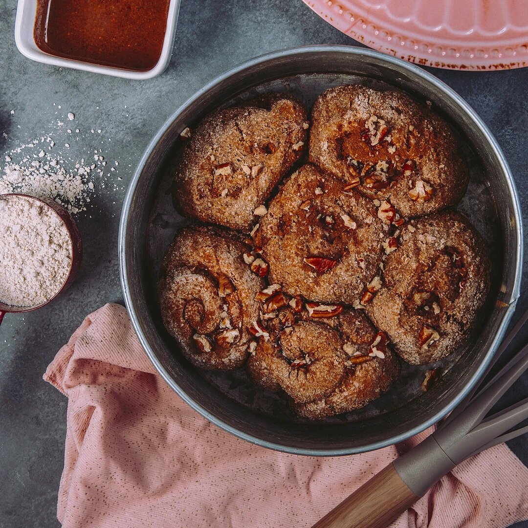 Vegan cinnamon rolls 