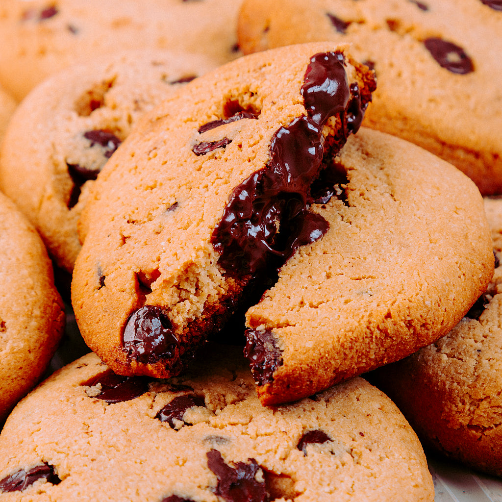 Almond Chocolate chips cookies