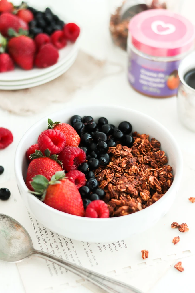 Granola with almond butter and cacao